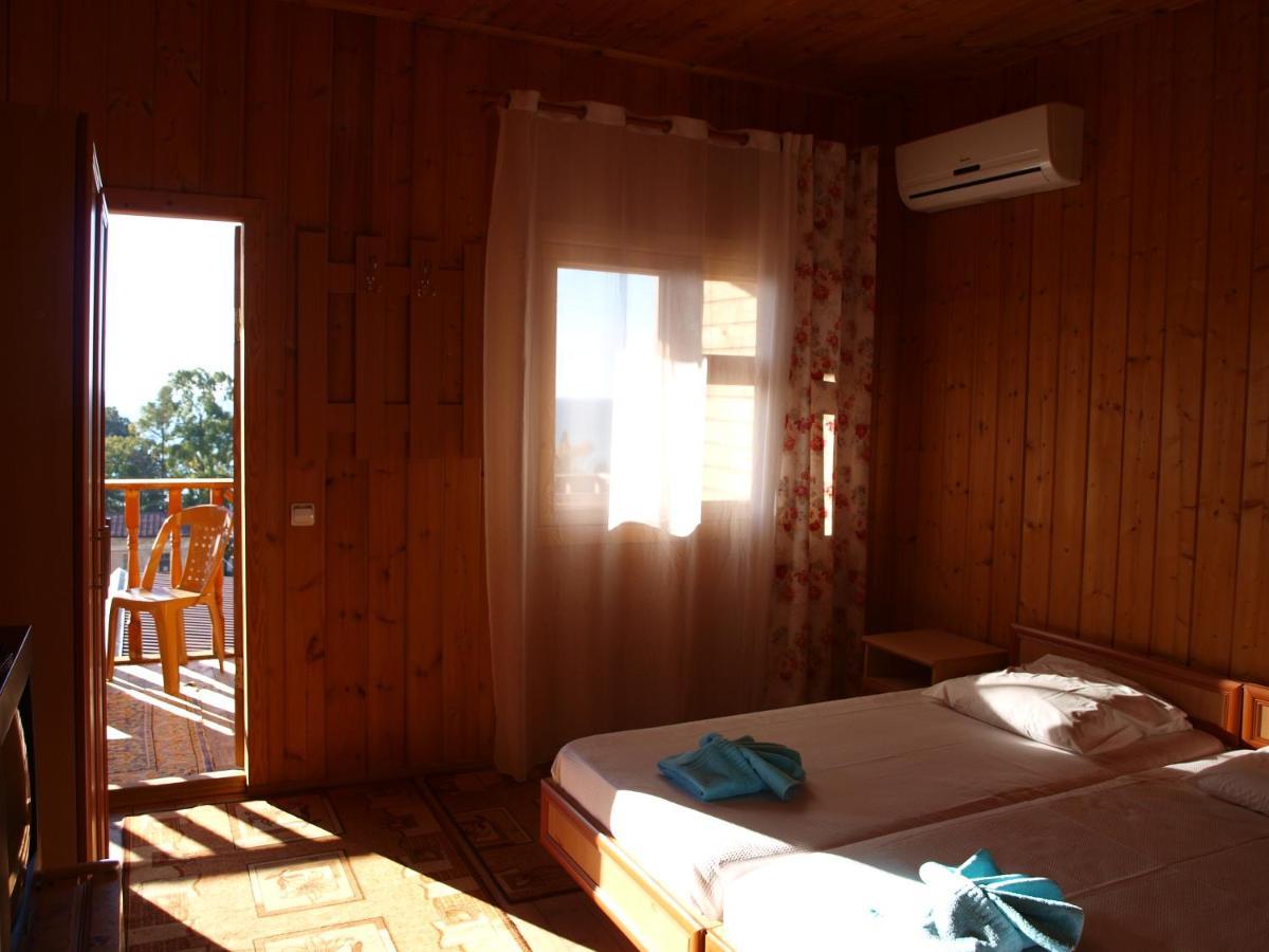 Эко-Отель Гагра Gagra Extérieur photo